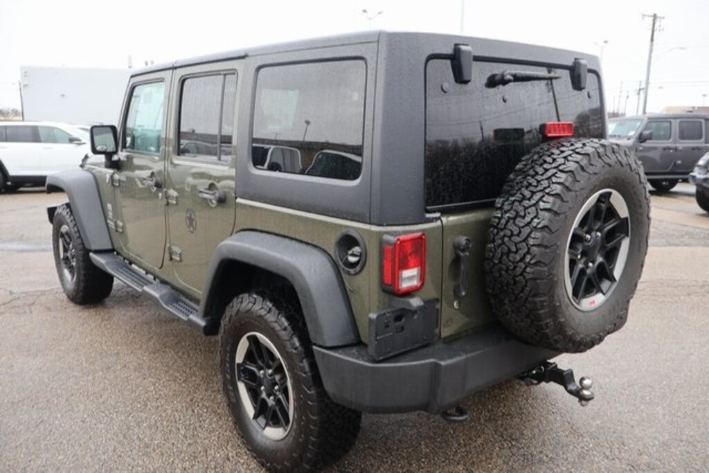 Used 2015 Jeep Wrangler Unlimited Unlimited Sport SUV