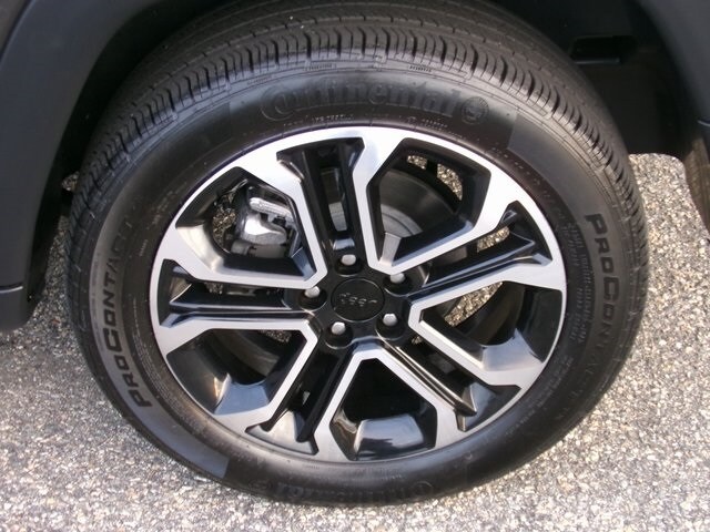 2024 Jeep Compass Limited photo 4