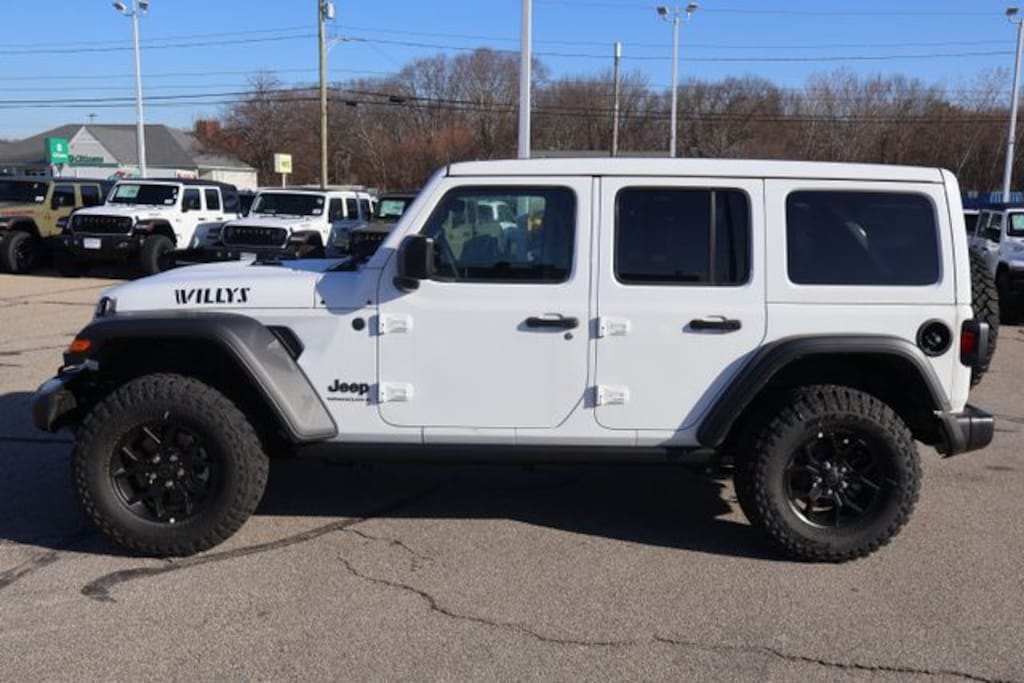 New 2026 Jeep Wrangler 4-DOOR WILLYS Sport Utility