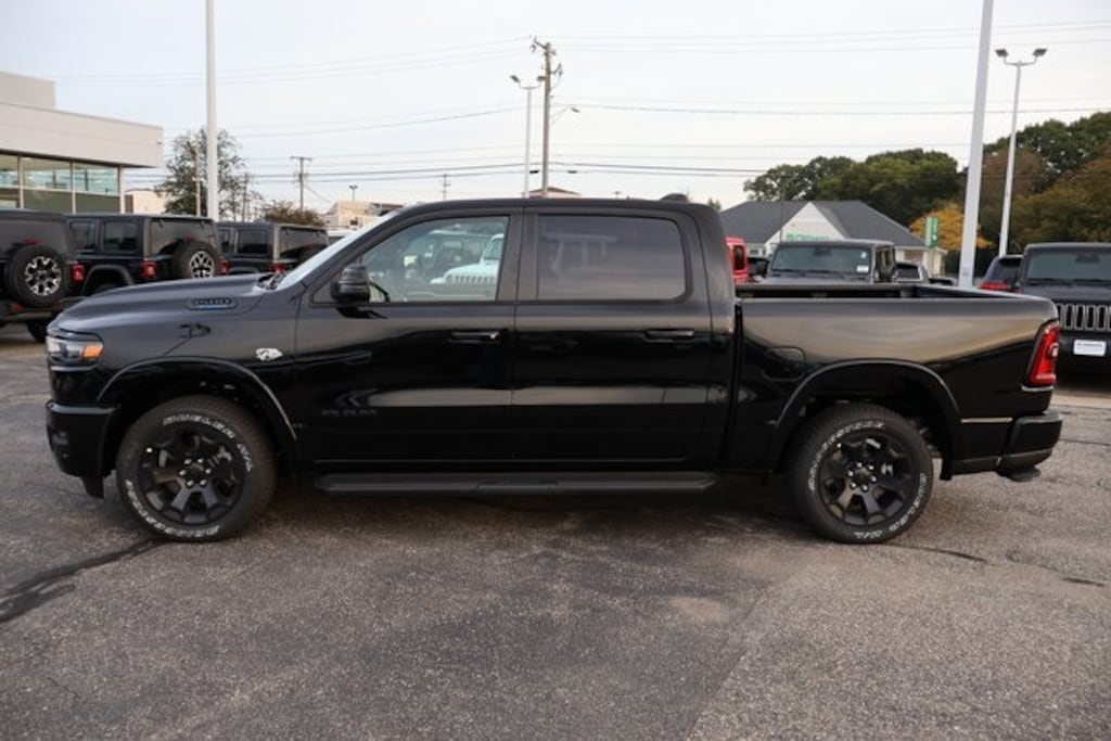 New 2026 Ram 1500 BIG HORN CREW CAB 4X4 5'7 BOX Pickup