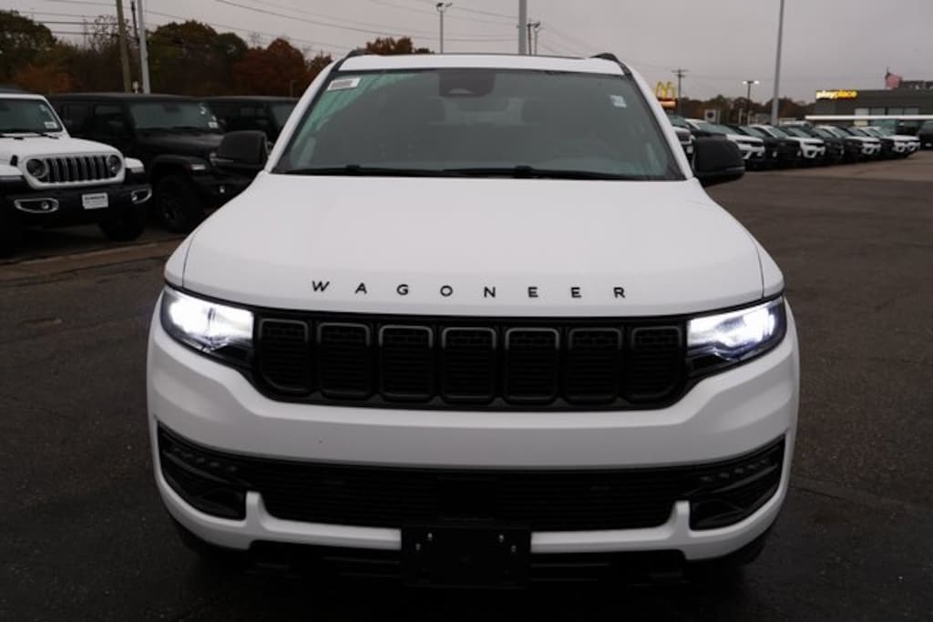New 2025 Jeep Wagoneer CARBIDE 4X4 Sport Utility