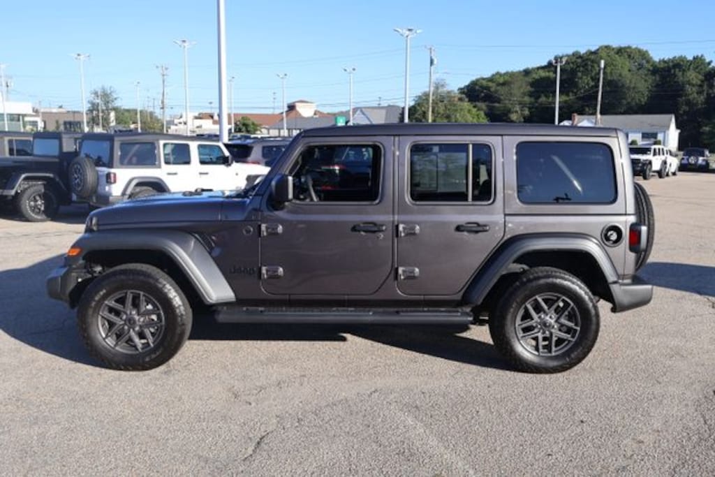 Used 2025 Jeep Wrangler Sport S SUV
