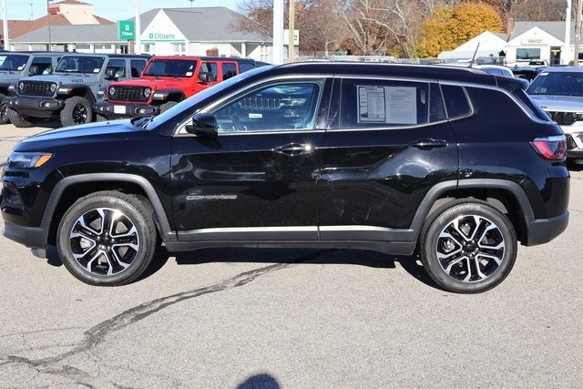 2023 Jeep Compass Limited photo 4