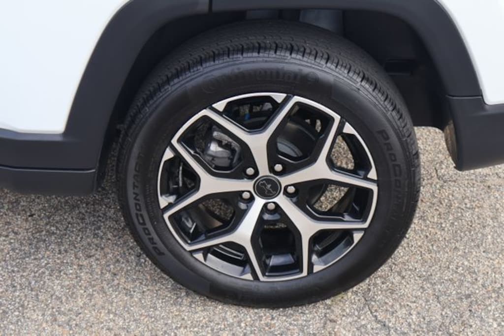 Used 2025 Jeep Compass Limited SUV