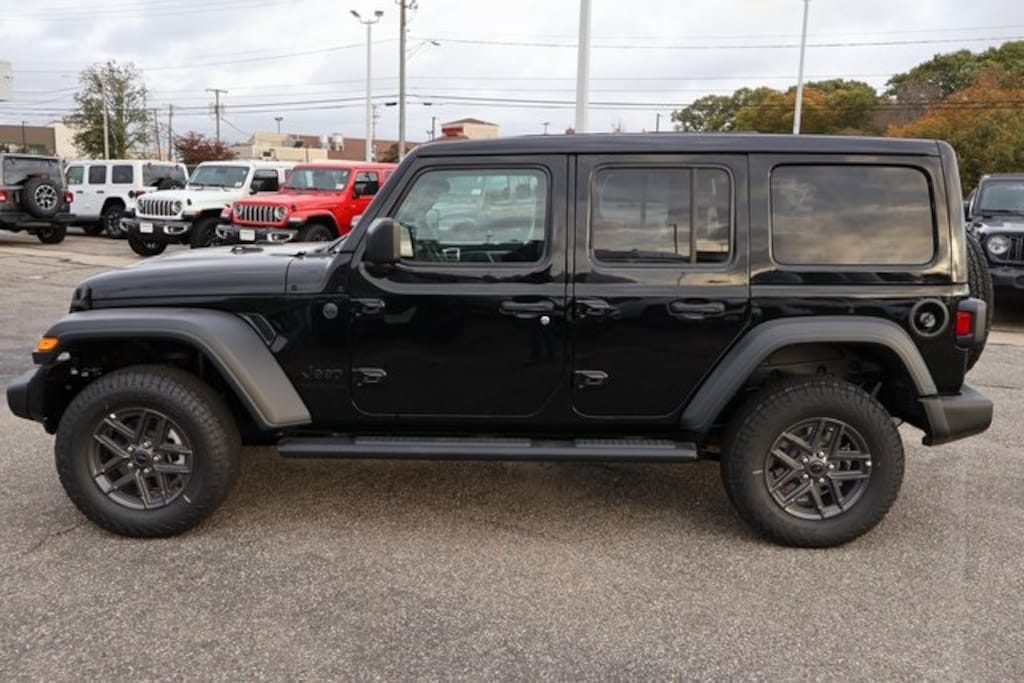 New 2026 Jeep Wrangler 4-DOOR SPORT S Sport Utility