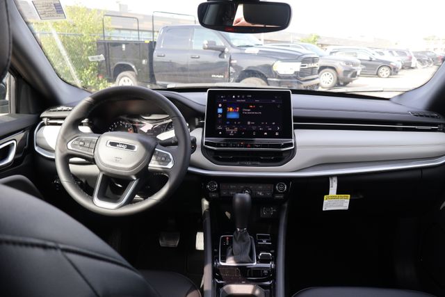 2026 Jeep Compass Limited - Photo 11