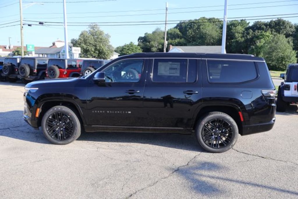 New 2026 Jeep Grand Wagoneer LIMITED RESERVE 4X4 Sport Utility
