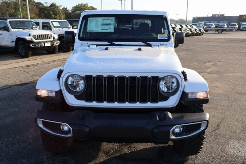 New 2025 Jeep Gladiator HIGH TIDE 4X4 Pickup
