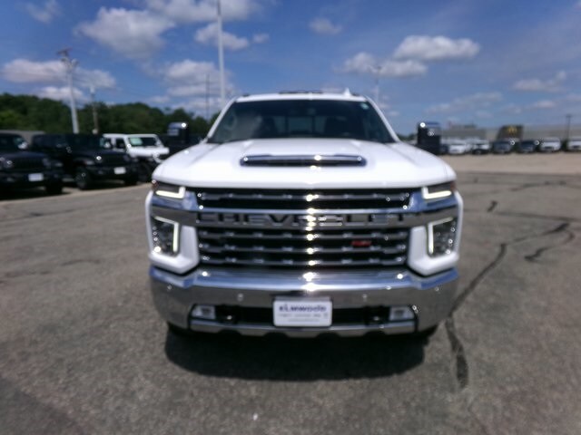 2022 Chevrolet Silverado 2500HD LTZ photo 2