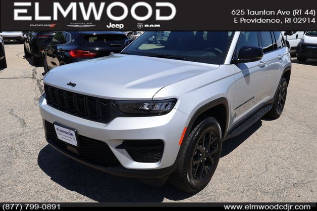 2025 Jeep Grand Cherokee Altitude X 4x4's photo