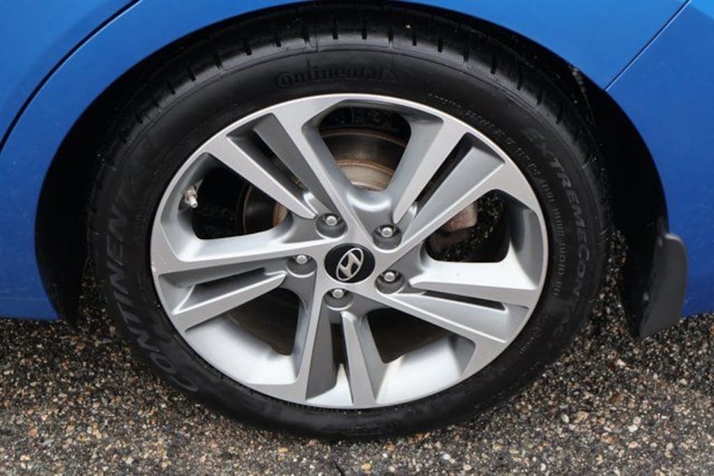 Used 2017 Hyundai Elantra Limited Sedan