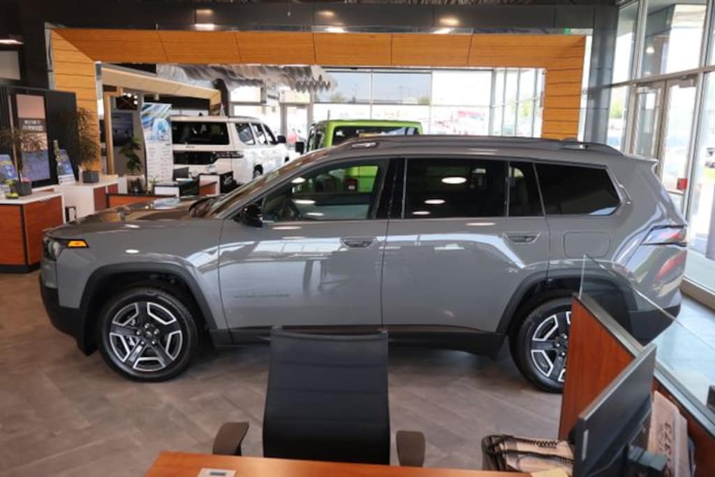 New 2026 Jeep Cherokee LAREDO 4X4 Sport Utility