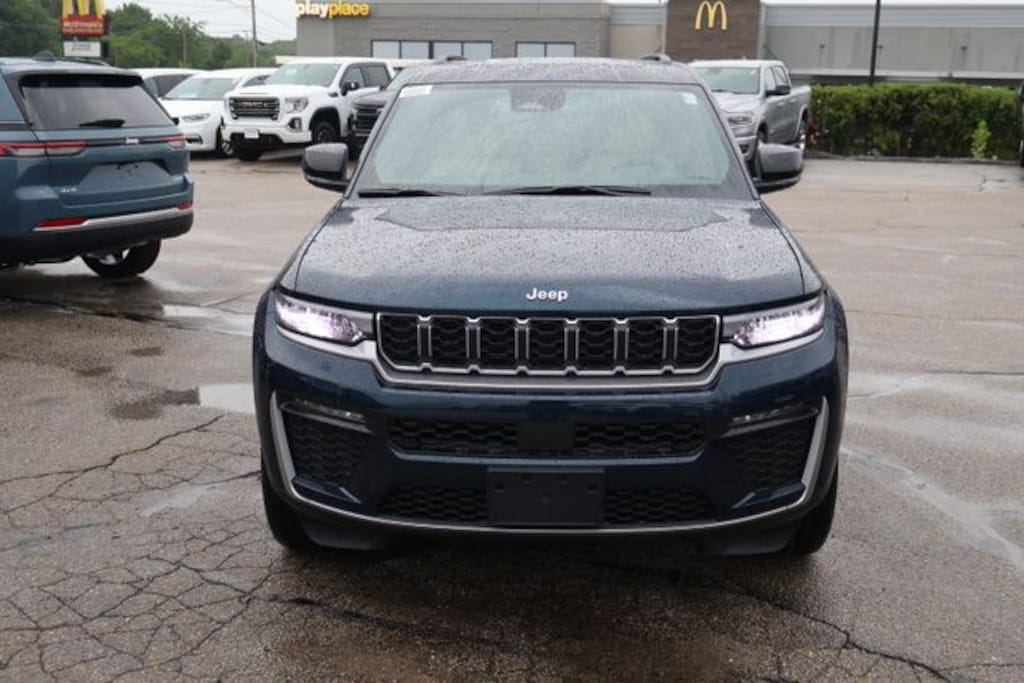 New 2026 Jeep Grand Cherokee LIMITED 4X4 Sport Utility