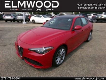 2022 Alfa Romeo Giulia Base Sedan