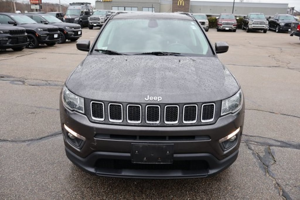Certified 2018 Jeep Compass Latitude SUV