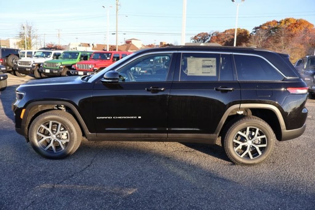 New 2025 Jeep Grand Cherokee LIMITED 4X4 Sport Utility