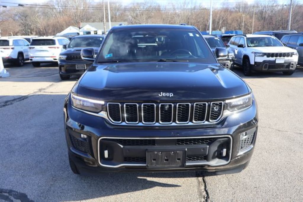 Used 2023 Jeep Grand Cherokee Overland SUV