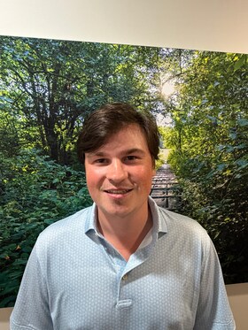 Staff member Andrew  Kuzneski from f04ef04b7f24