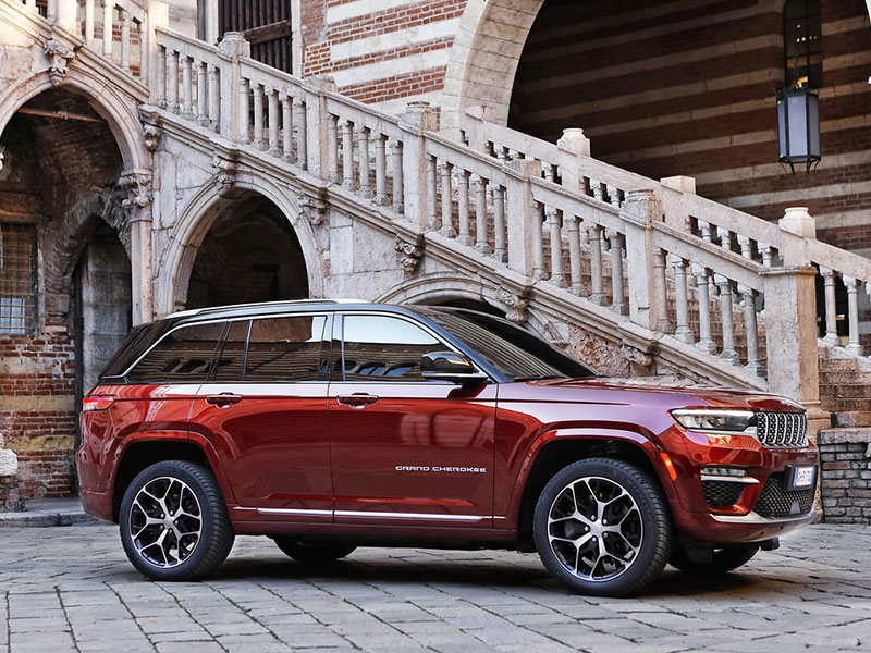 grand-Cherokee-home.jpg