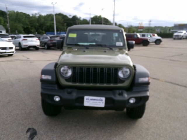 2025 Jeep Wrangler Sport photo 2
