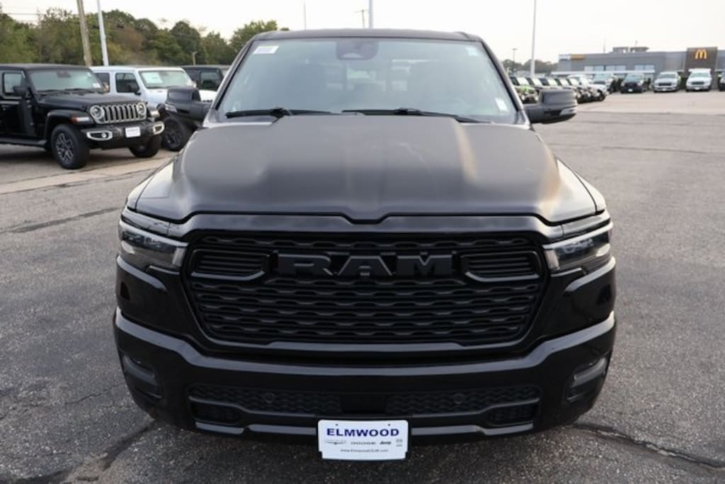 New 2026 Ram 1500 BIG HORN CREW CAB 4X4 5'7 BOX Pickup