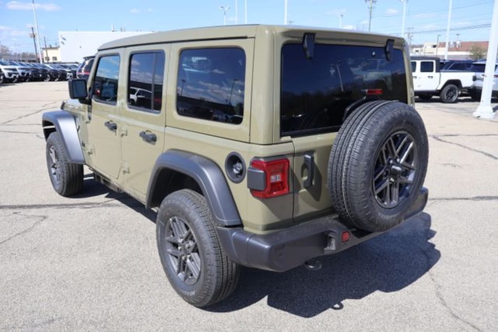New 2026 Jeep Wrangler 4-DOOR SPORT S Sport Utility