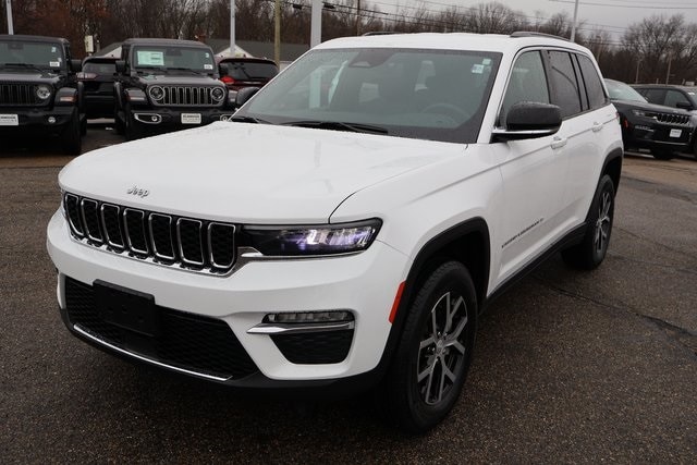 2024 Jeep Grand Cherokee Limited's photo