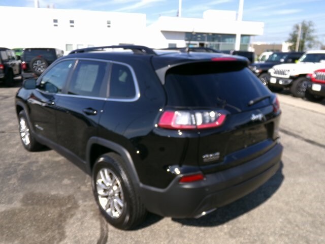 2022 Jeep Cherokee Latitude photo 3