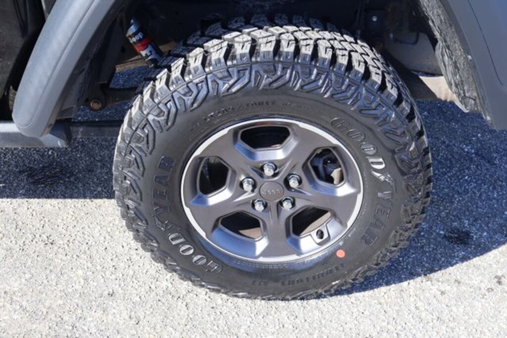 Used 2020 Jeep Gladiator Rubicon Truck Crew Cab