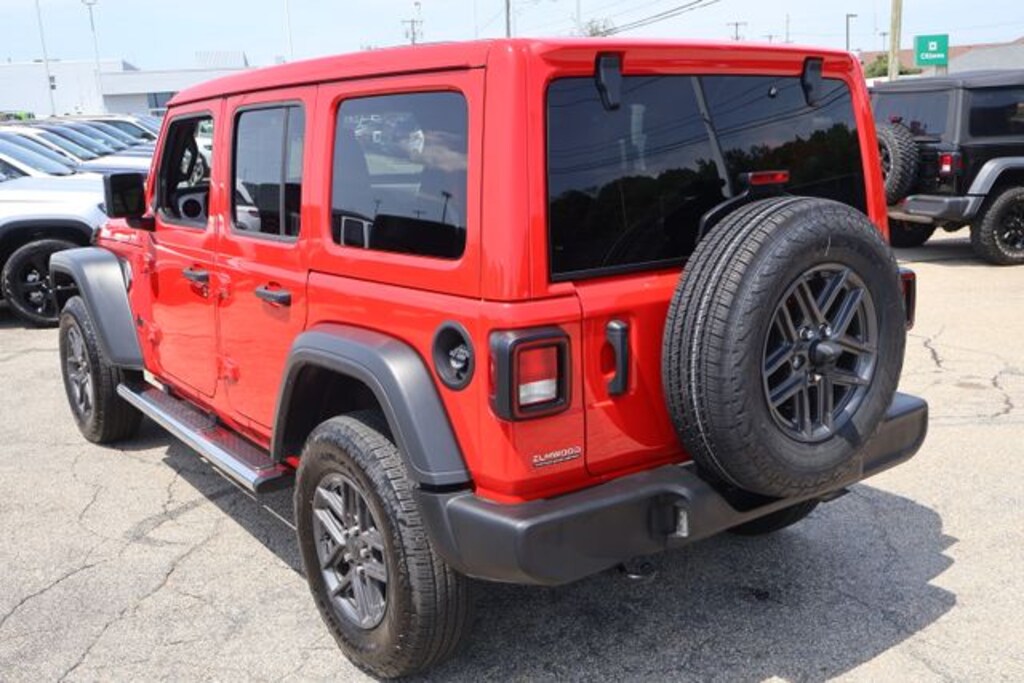 Used 2025 Jeep Wrangler Sport S SUV