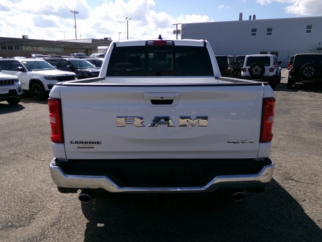 2025 Ram 1500 Laramie photo 4