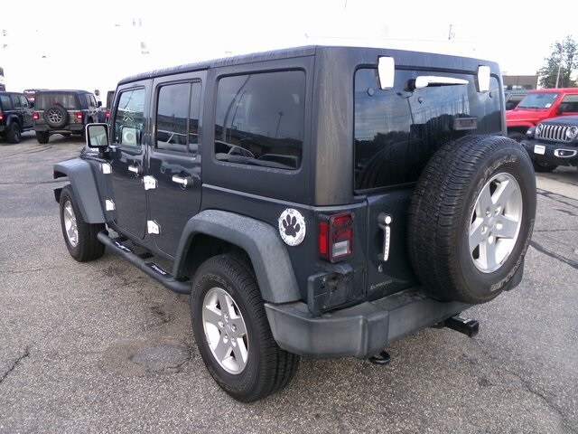 2016 Jeep Wrangler Unlimited Sport photo 4