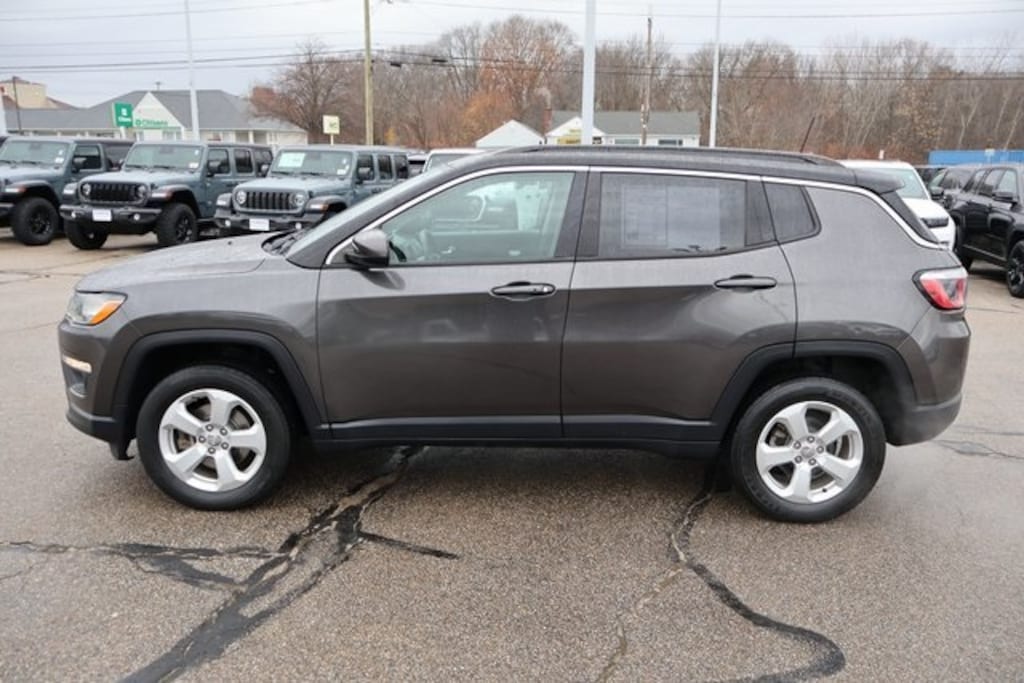 Certified 2018 Jeep Compass Latitude SUV