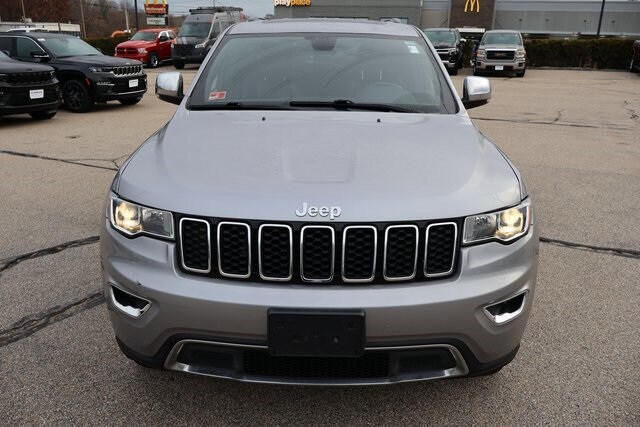 2021 Jeep Grand Cherokee Limited photo 2