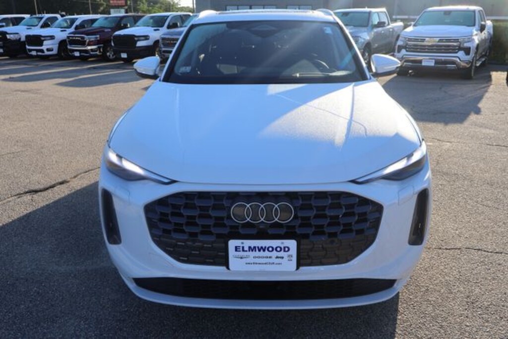 Used 2025 Audi Q5 2.0T Premium SUV