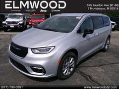 2026 Chrysler Pacifica SELECT AWD Passenger Van