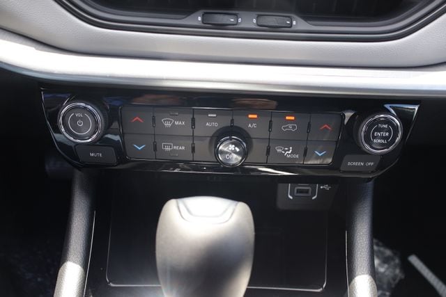 2026 Jeep Compass Limited - Photo 16