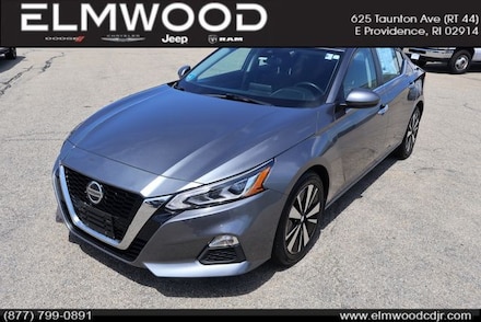 2021 Nissan Altima 2.5 SV Sedan