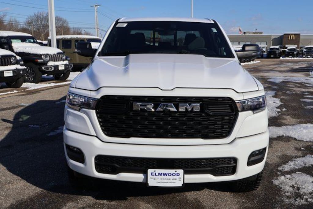 New 2026 Ram 1500 BIG HORN CREW CAB 4X4 5'7 BOX Pickup