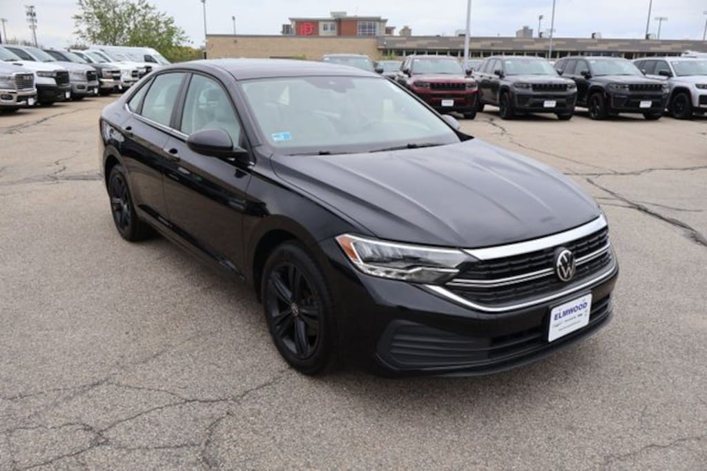 Used 2023 Volkswagen Jetta 1.5T SE Sedan