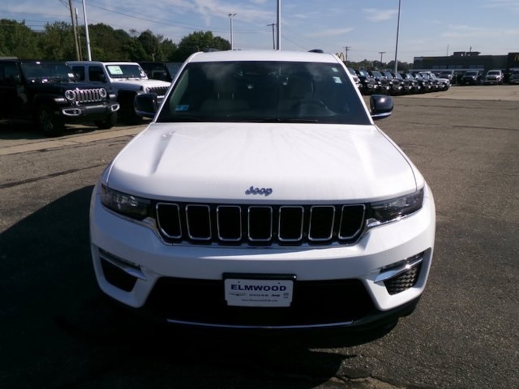 Used 2023 Jeep Grand Cherokee Limited SUV