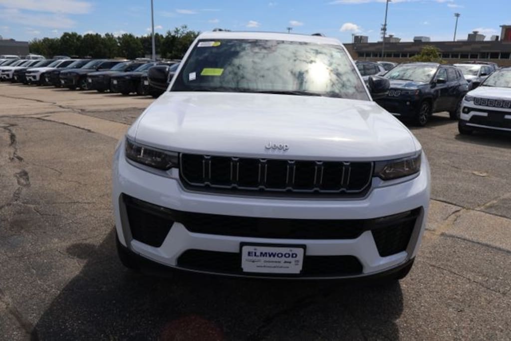 New 2026 Jeep Grand Cherokee Limited 4x4 Sport Utility