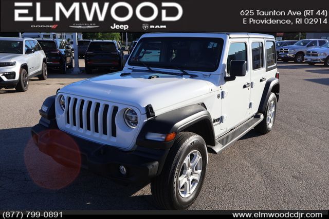 2022 Jeep Wrangler Sport S's photo