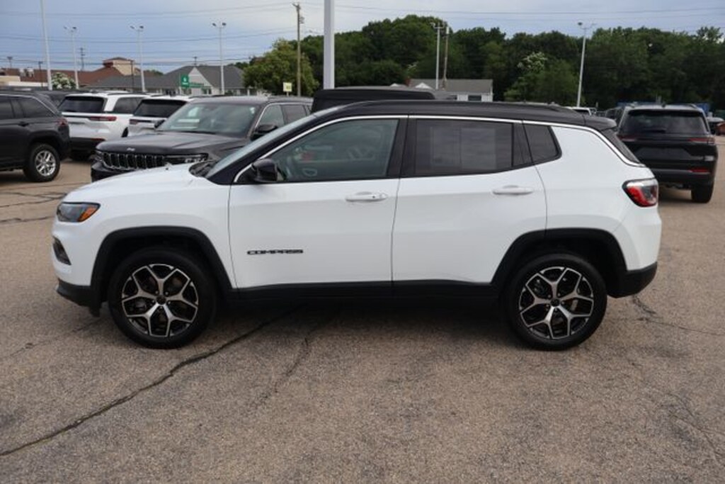 Used 2025 Jeep Compass Limited SUV