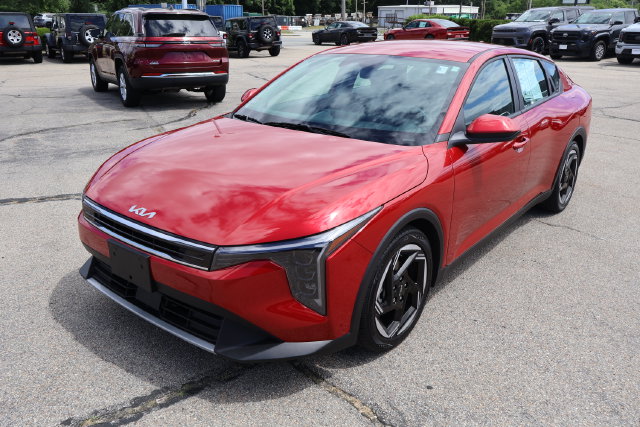  2025 Kia K4 EX FWD   