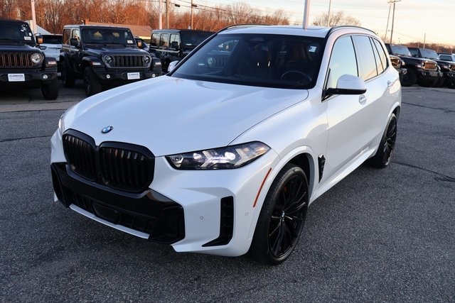 2024 BMW X5 Base's photo