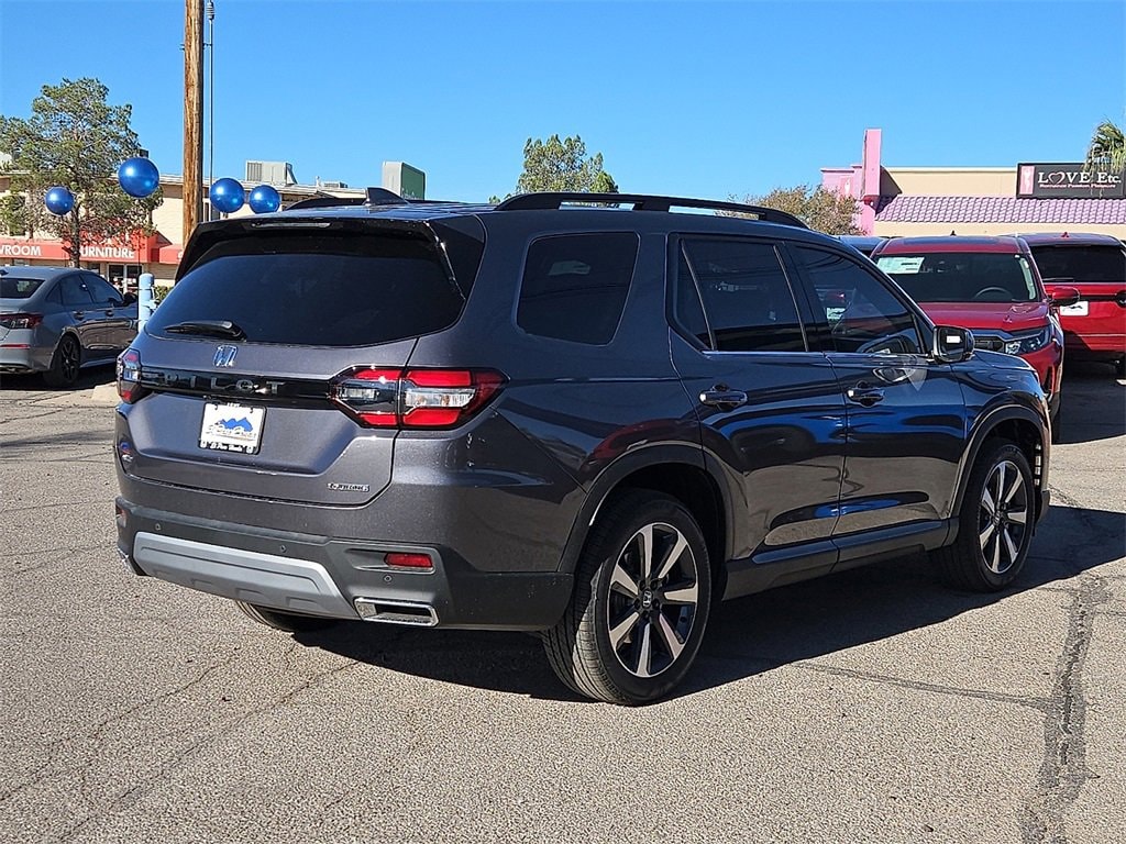 New 2025 Honda Pilot Touring SUV