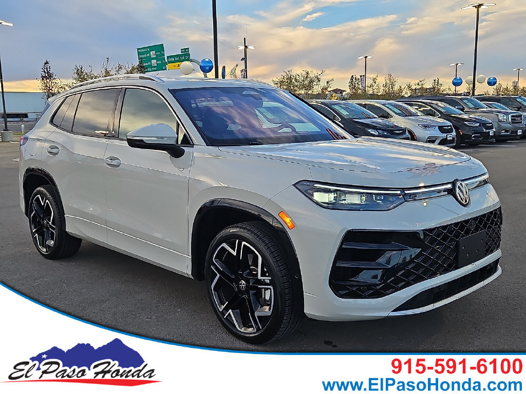 Used 2026 Volkswagen Tiguan SEL R-Line Turbo SUV near Fort Bliss, TX