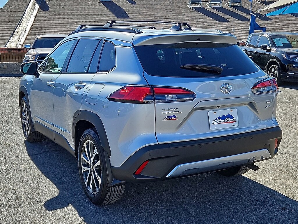 Used 2025 Toyota Corolla Cross XLE SUV