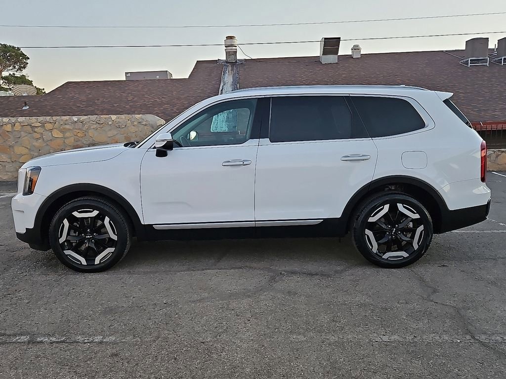 Used 2024 Kia Telluride S SUV